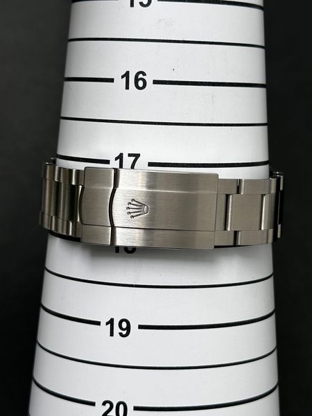 Rolex Oyster Perpetual 41 134300